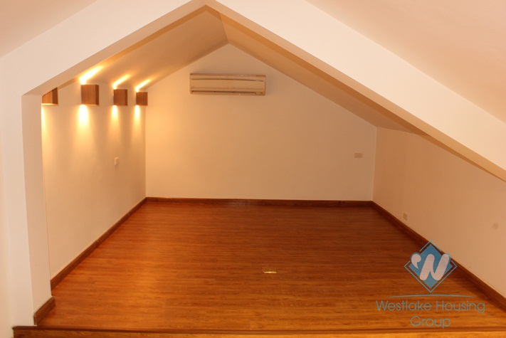 Nice house with nice garden for rent in Ciputra, Tay Ho, Ha Noi